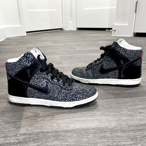 Nike Dunk High Top Sneakers black and white spots size 7